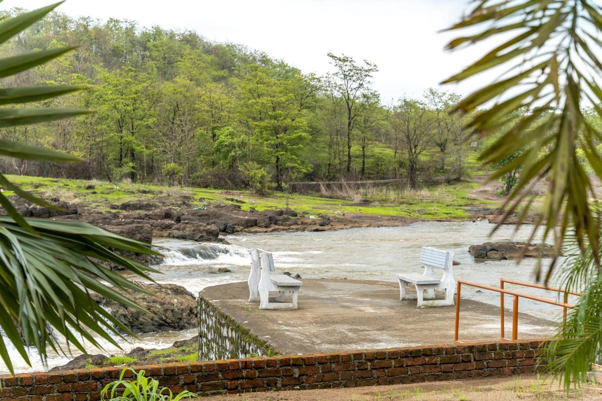 Saffronstays Siesta By The River Murbād Exterior foto